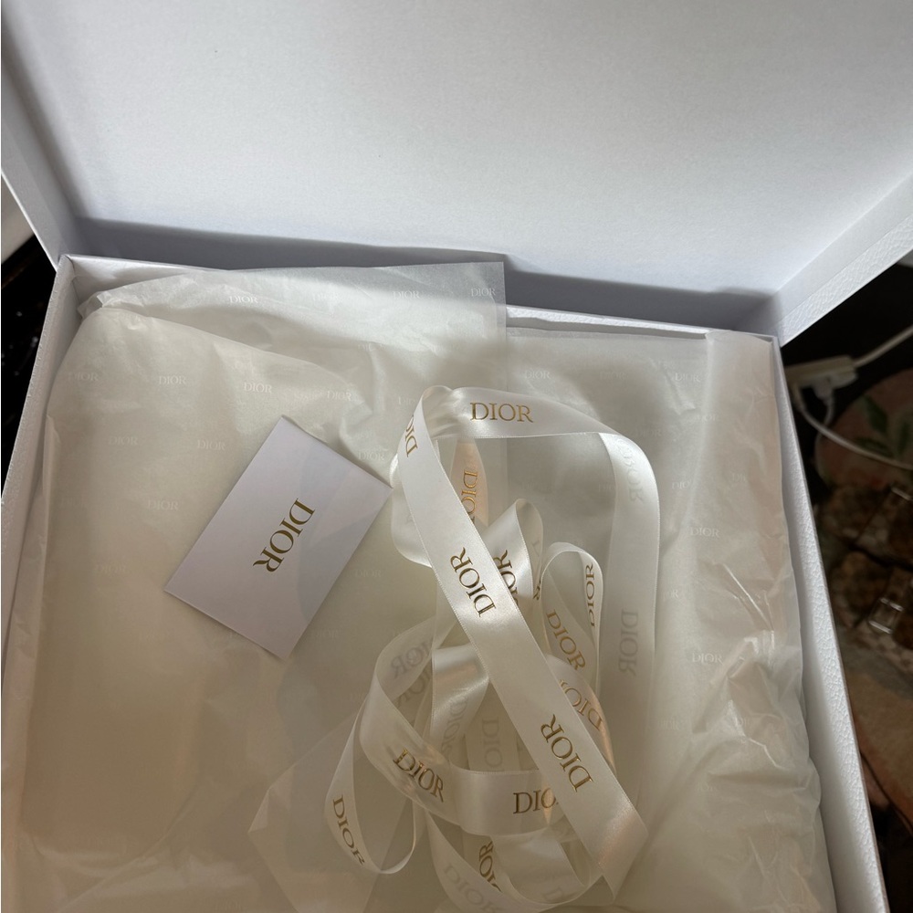 Dior box - Picture 2 of 9